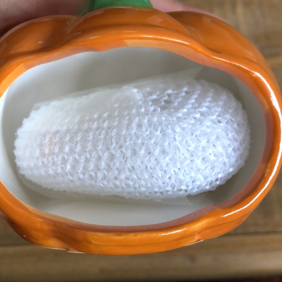Ceramic Pumpkin Scrubby Holder - Picture 5 of 5